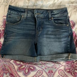 Maurices Jean shorts size 4